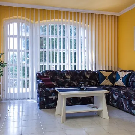 Prázdninový dům Familia Nyaralo 26 Balatonmáriafürdő